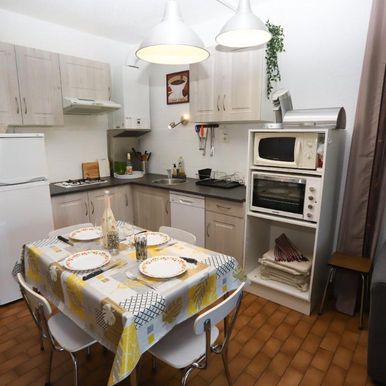 Appartement 4 personnes avec terrasse au golf de St Cyprien - Apartment with Terrace - 10