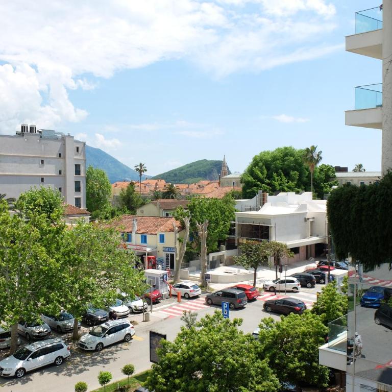 Modern 1BR - Old Town and sea - One-Bedroom Apartment - 13