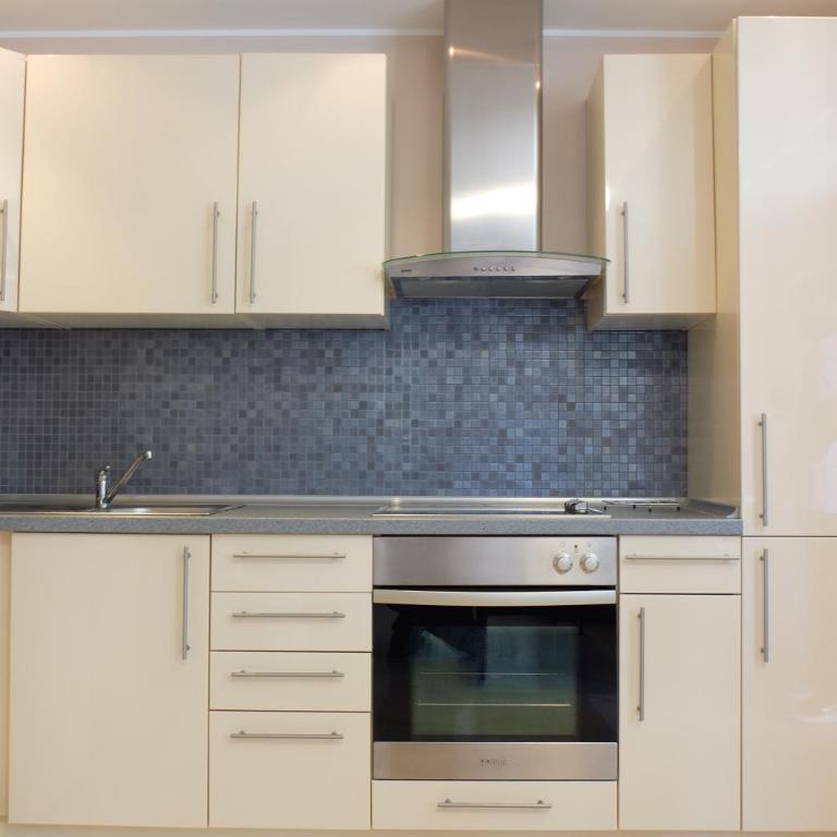 Modern 1BR - Old Town and sea - One-Bedroom Apartment - 15