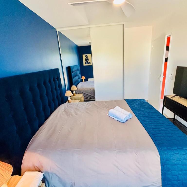 Haut Standing ACCÈS DIRECT MER 3min à pieds,Parking privée, Wifi, Netflix - Appartement 2 Chambres - 11