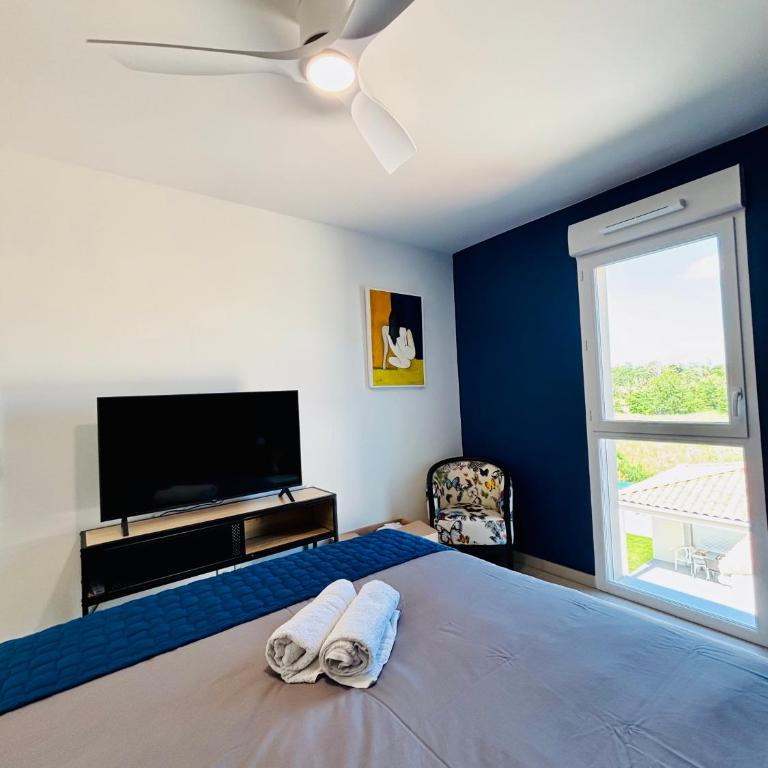 Haut Standing ACCÈS DIRECT MER 3min à pieds,Parking privée, Wifi, Netflix - Appartement 2 Chambres - 17