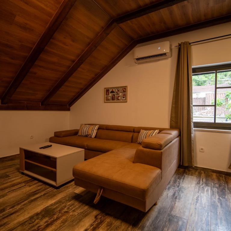 Agape Apartments - One-Bedroom Apartment - 7
