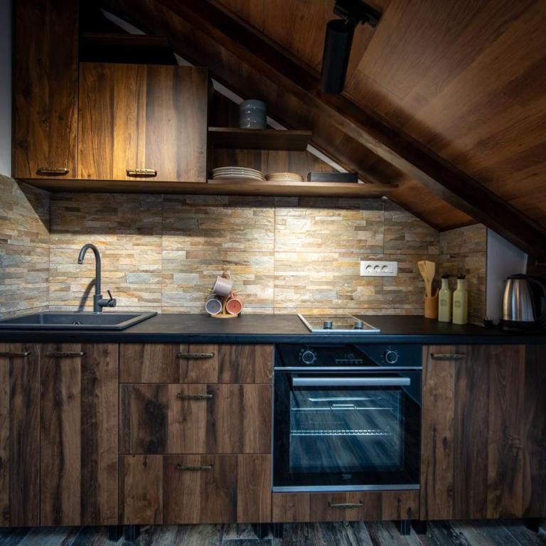 Agape Apartments - One-Bedroom Apartment - 5