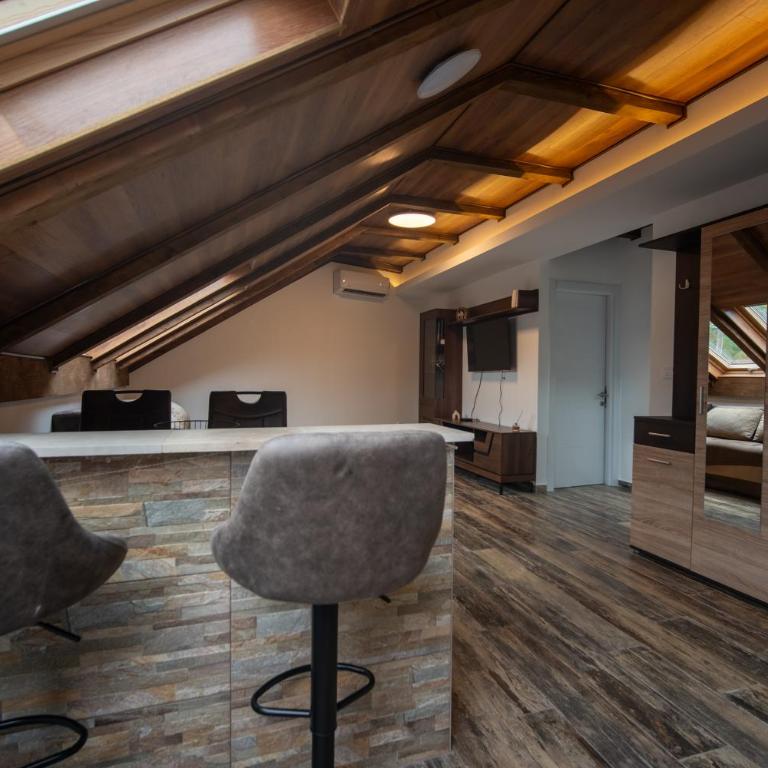 Agape Apartments - One-Bedroom Apartment - 10