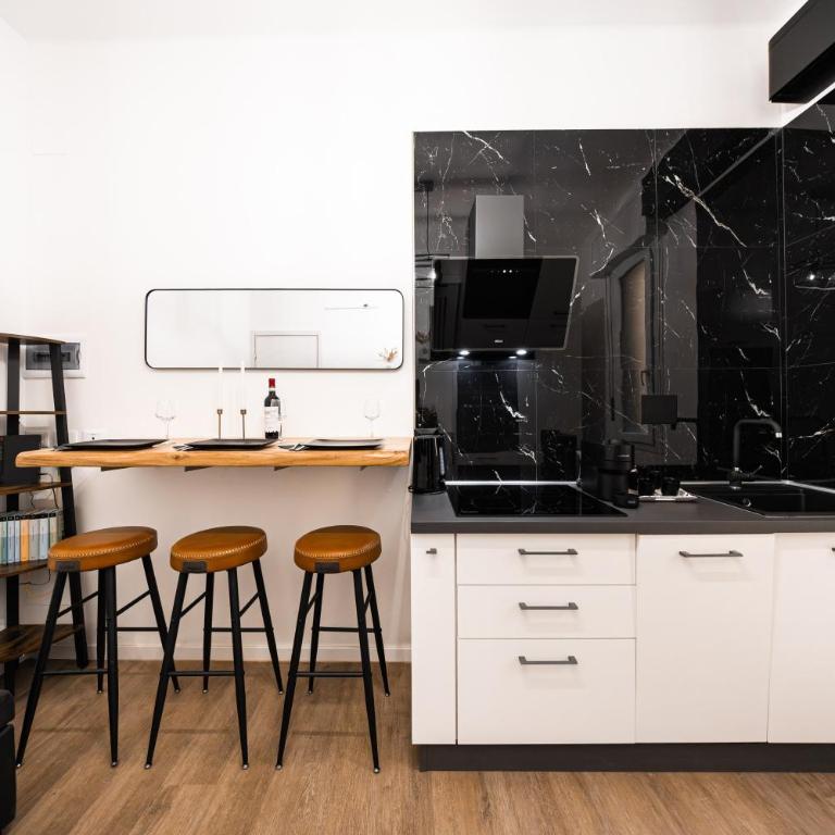 Moderno vicino Fiera e Centro - Appartamento con 2 Camere da Letto - 28