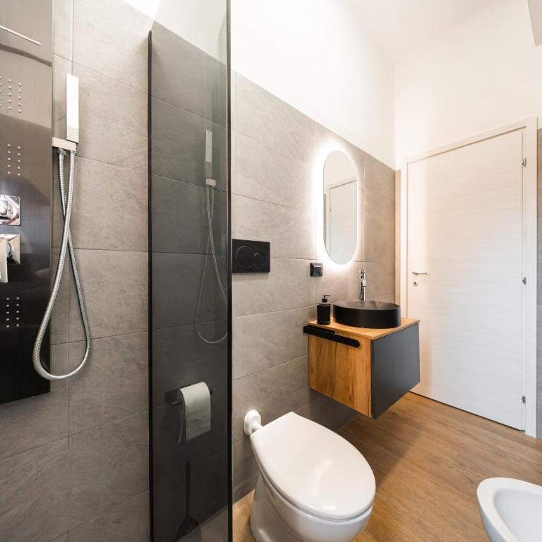 Moderno vicino Fiera e Centro - Appartamento con 2 Camere da Letto - 45