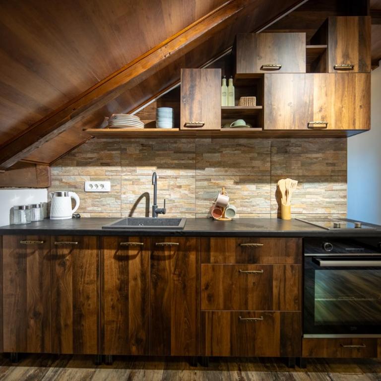 Agape Apartments - One-Bedroom Apartment - 18