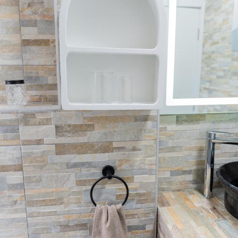 Agape Apartments - One-Bedroom Apartment - 8