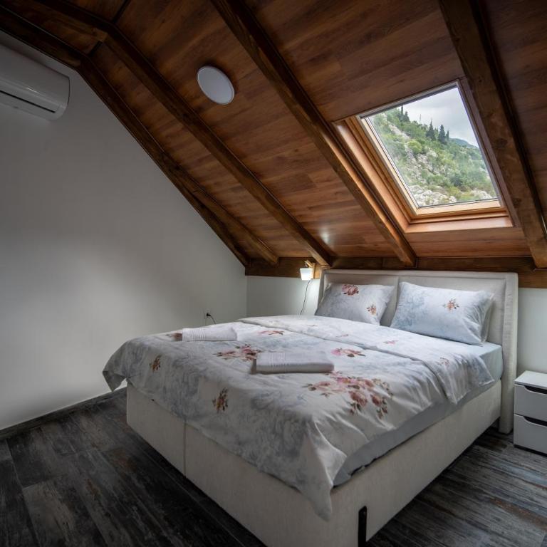 Agape Apartments - One-Bedroom Apartment - 11