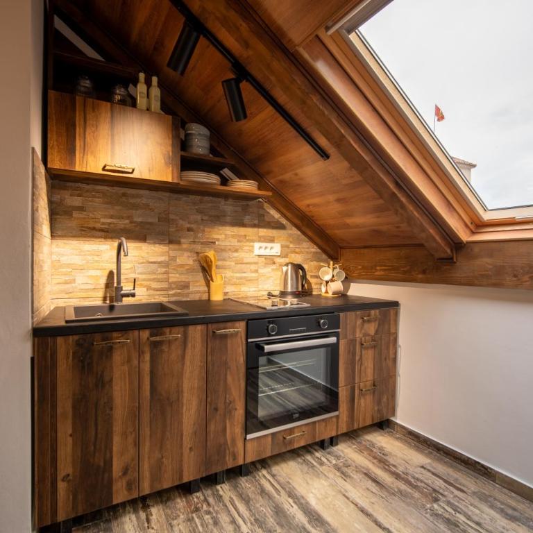 Agape Apartments - One-Bedroom Apartment - 22