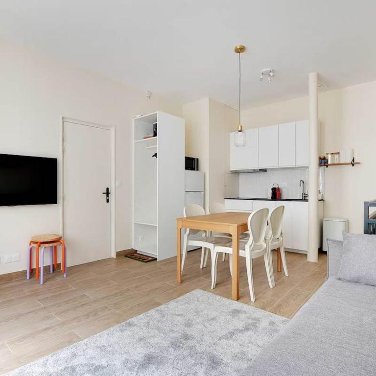 Cozy Apartment 2BR 6P - Boulets Nation - Appartement - 11