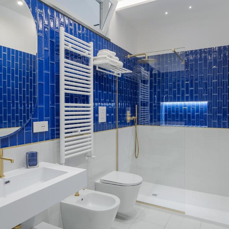 Sea View Luxury Apartments - Appartamento con 1 Camera da Letto e Vasca Idromassaggio - 6
