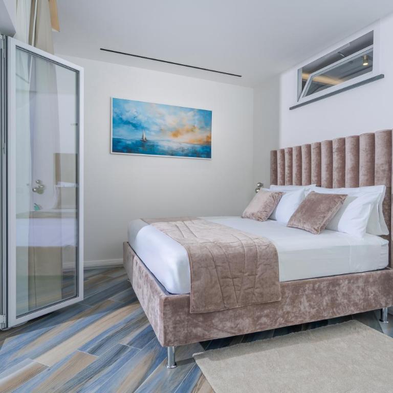 Sea View Luxury Apartments - Appartamento con 1 Camera da Letto e Vasca Idromassaggio - 8