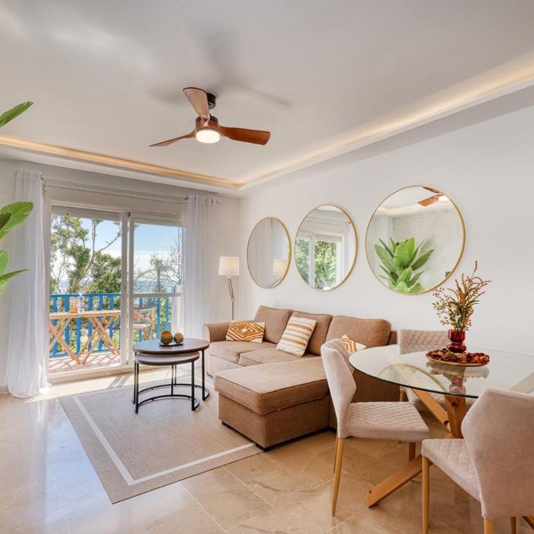 COZY APARTMENT BETWEEN THE PORT AND THE BEACH LA RADA - Apartamento de 2 dormitorios - 1