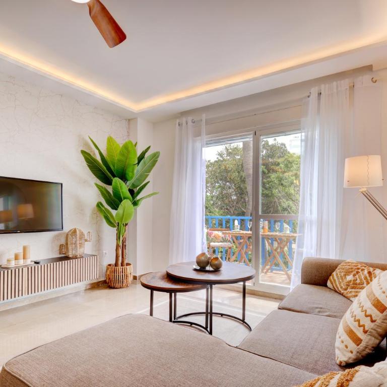 COZY APARTMENT BETWEEN THE PORT AND THE BEACH LA RADA - Apartamento de 2 dormitorios - 54