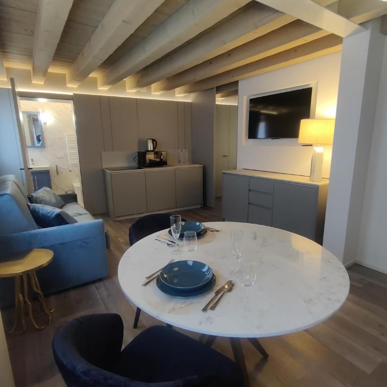 CA' del SAL LUXURY APARTMENTS - Appartamento con 1 Camera da Letto - 2