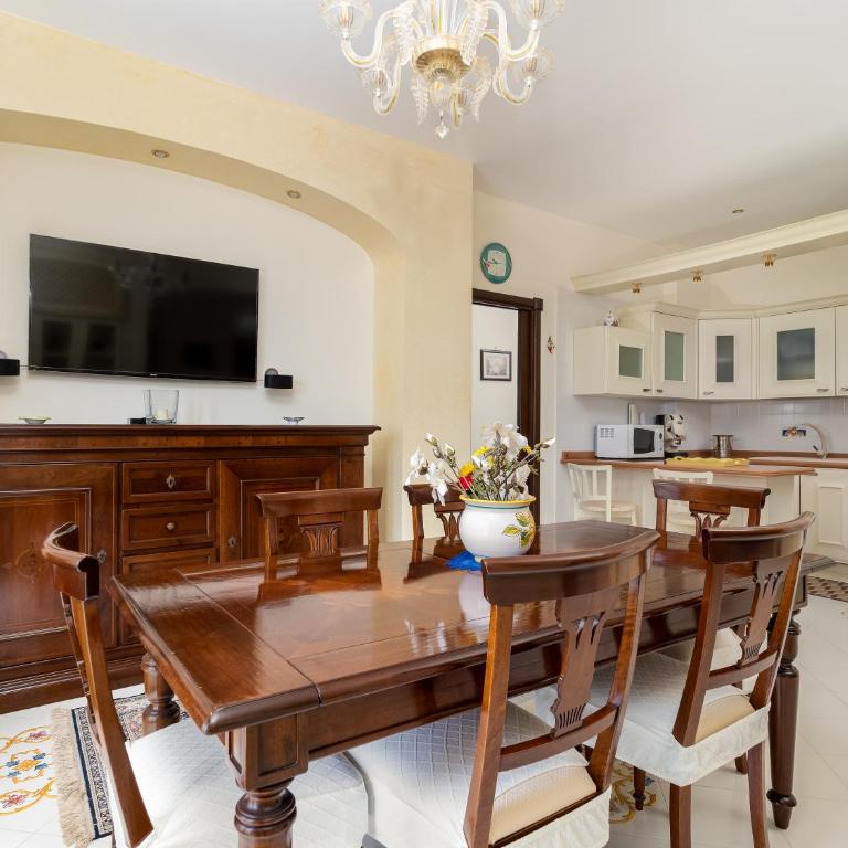 Residenza le Sirene City Center - Appartamento con 3 Camere da Letto - 44