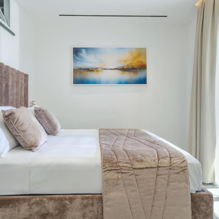 Sea View Luxury Apartments - Appartamento con 1 Camera da Letto e Vasca Idromassaggio - 9