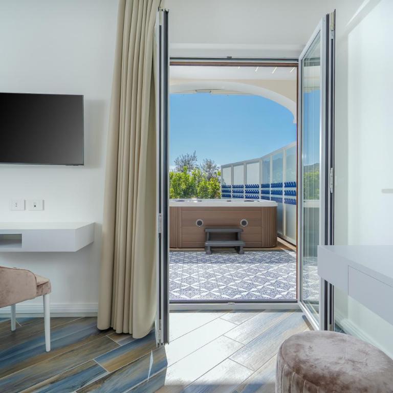 Sea View Luxury Apartments - Appartamento con 1 Camera da Letto e Vasca Idromassaggio - 12