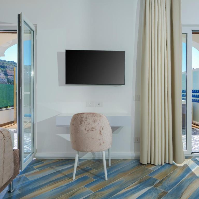 Sea View Luxury Apartments - Appartamento con 1 Camera da Letto e Vasca Idromassaggio - 11