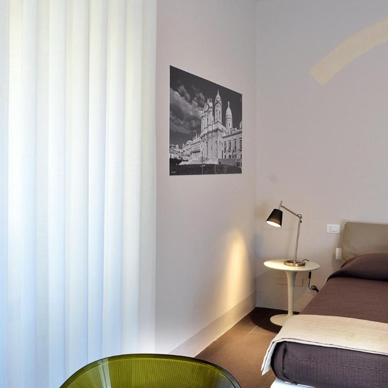 B&B Vicere Speciale - Camera Matrimoniale con Balcone - 29