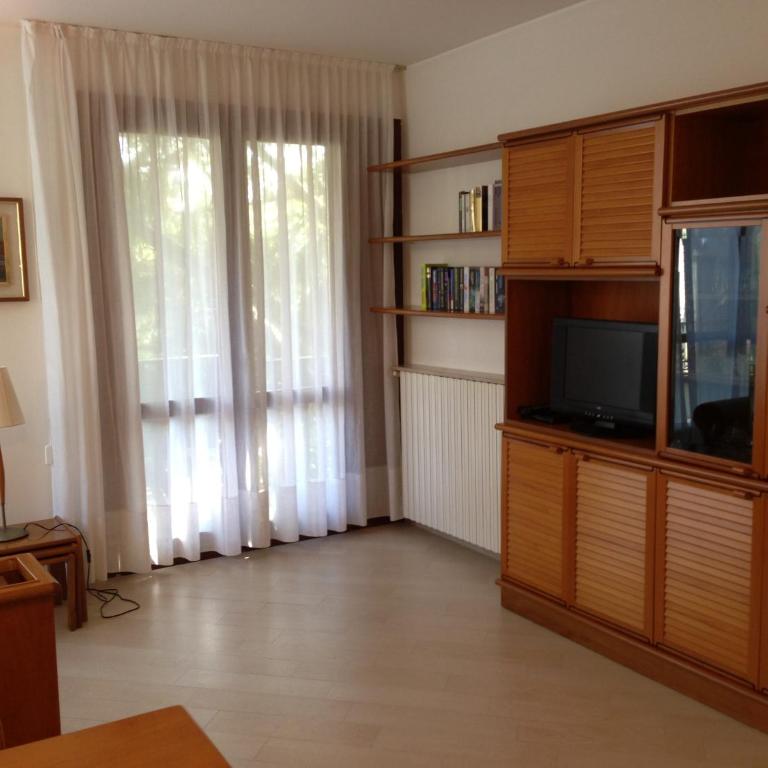 apartment Zagara - Gardone Riviera center - Appartamento con 1 Camera da Letto, Balcone e Vista Lago Parziale - 25