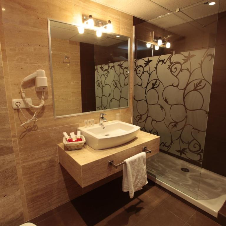 Hotel Casablanca - Habitación Doble - 1 o 2 camas - 18