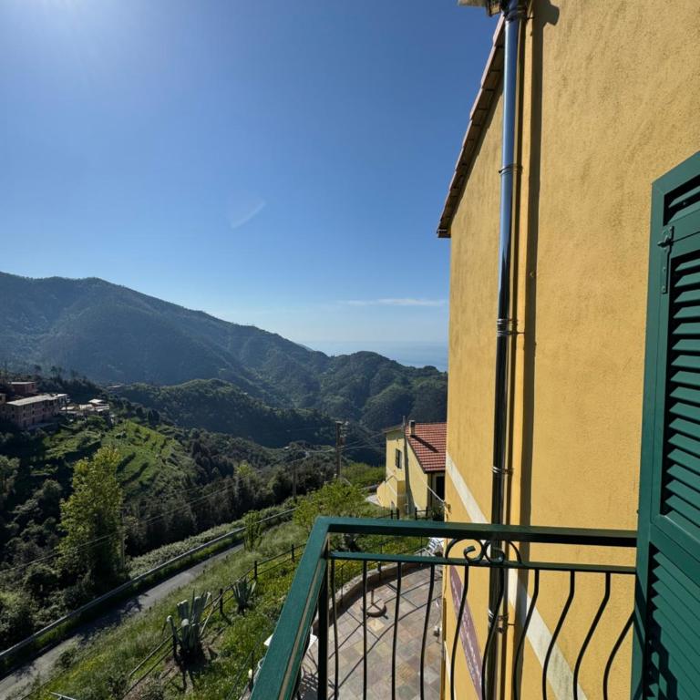 Affittacamere PZ - Camera Matrimoniale con Balcone - 2