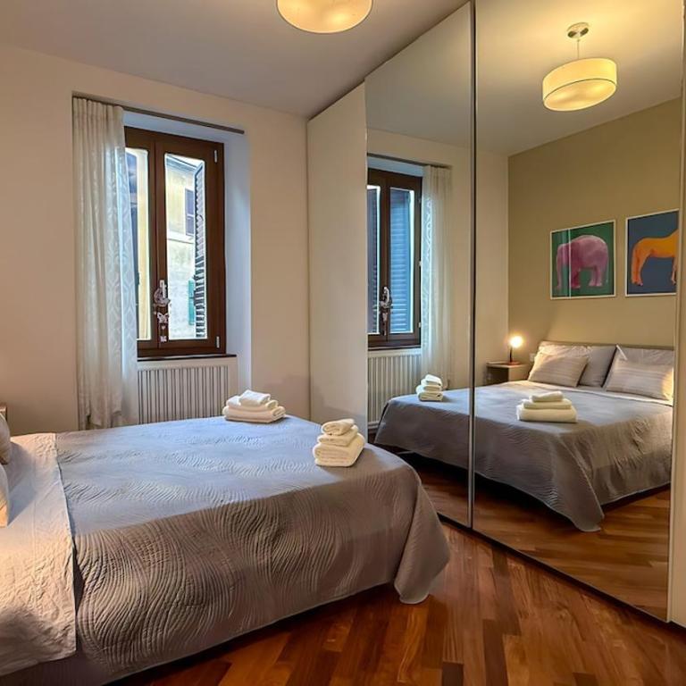 Elegant Roman Escape Walk to the Colosseum - Appartamento con 2 Camere da Letto - 2