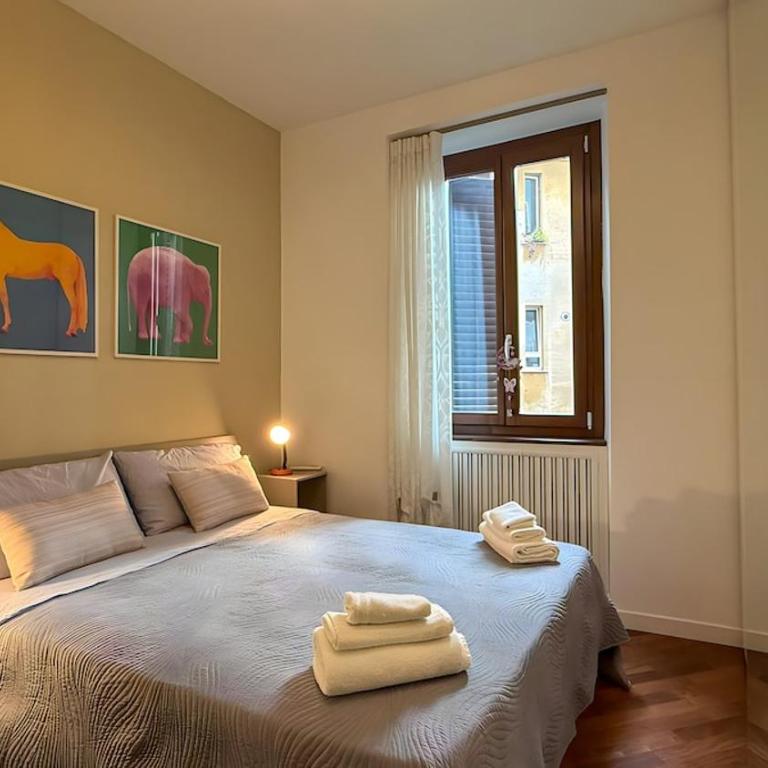 Elegant Roman Escape Walk to the Colosseum - Appartamento con 2 Camere da Letto - 18