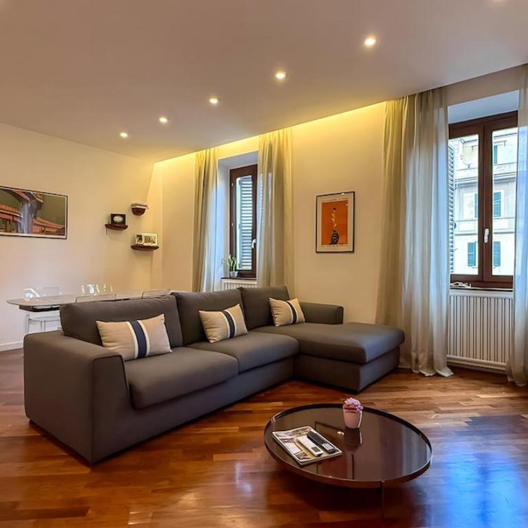 Elegant Roman Escape Walk to the Colosseum - Appartamento con 2 Camere da Letto - 33