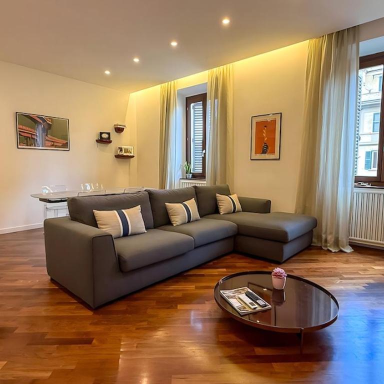 Elegant Roman Escape Walk to the Colosseum - Appartamento con 2 Camere da Letto - 48