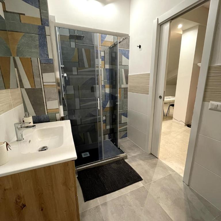 Suite Mansarda - Appartamento con 1 Camera da Letto - 13