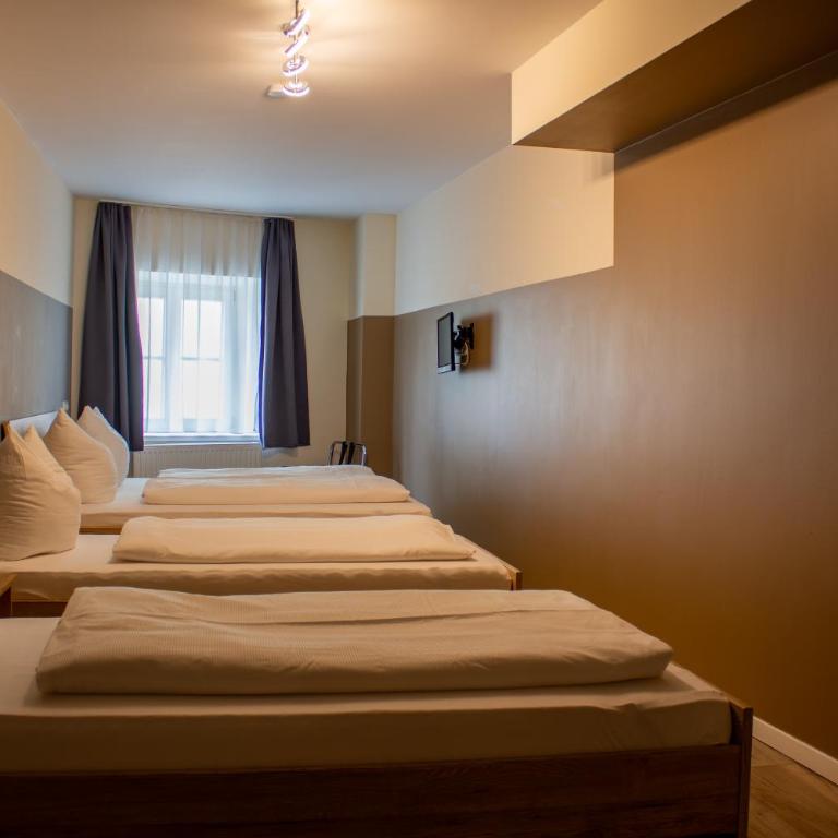 City House Alpeneck - Familienzimmer mit Dusche - 7