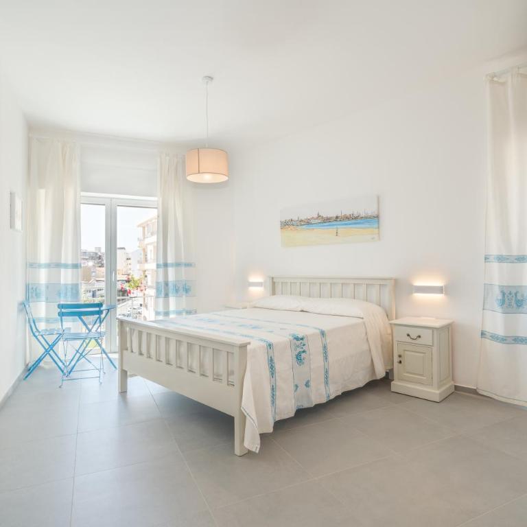 S'Unda Jara - Camera Familiare con Balcone - 1