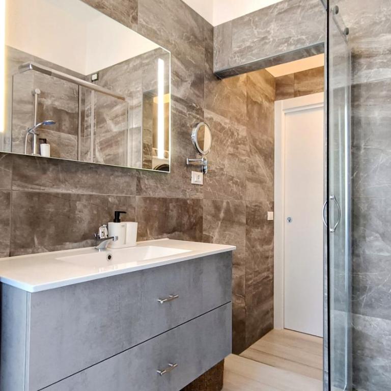 Rossana Apartment - Appartamento con 2 Camere da Letto - 7