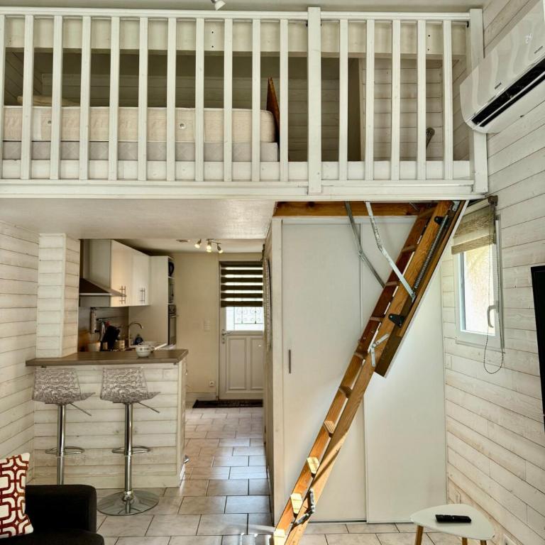 Studio Plein sud - 3 pers - Agde - Terrasse - Barbecue - Clim - Parking -Histoire de clés - Appartement 1 Chambre - 11