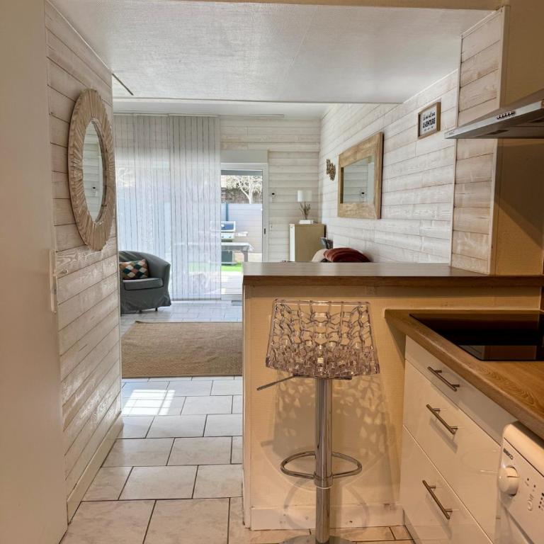 Studio Plein sud - 3 pers - Agde - Terrasse - Barbecue - Clim - Parking -Histoire de clés - Appartement 1 Chambre - 21