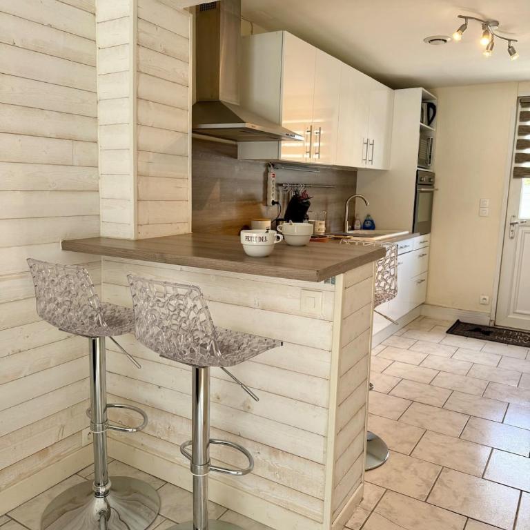 Studio Plein sud - 3 pers - Agde - Terrasse - Barbecue - Clim - Parking -Histoire de clés - Appartement 1 Chambre - 25