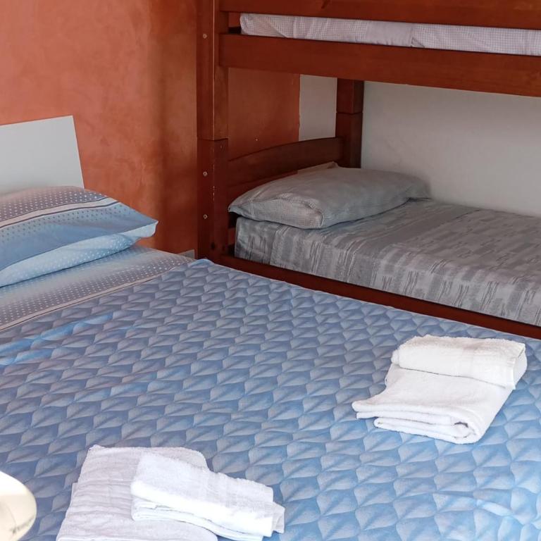 affacciati alla scala - Appartamento con 2 Camere da Letto - 13