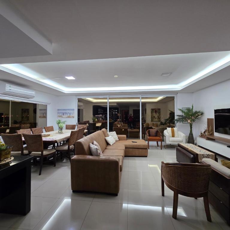 Departamento Premium - Three-Bedroom Apartment - 2