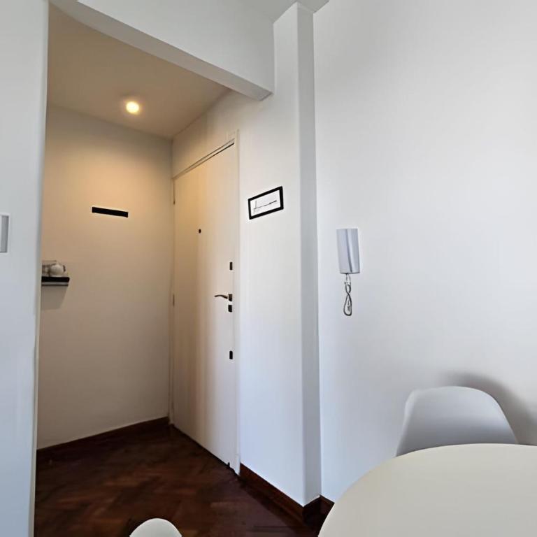 ¡Hasta 5 pasajeros! ¡Excelente WiFi y balcón! - Apartamento Deluxe de 1 dormitorio con vistas al jardín - 11
