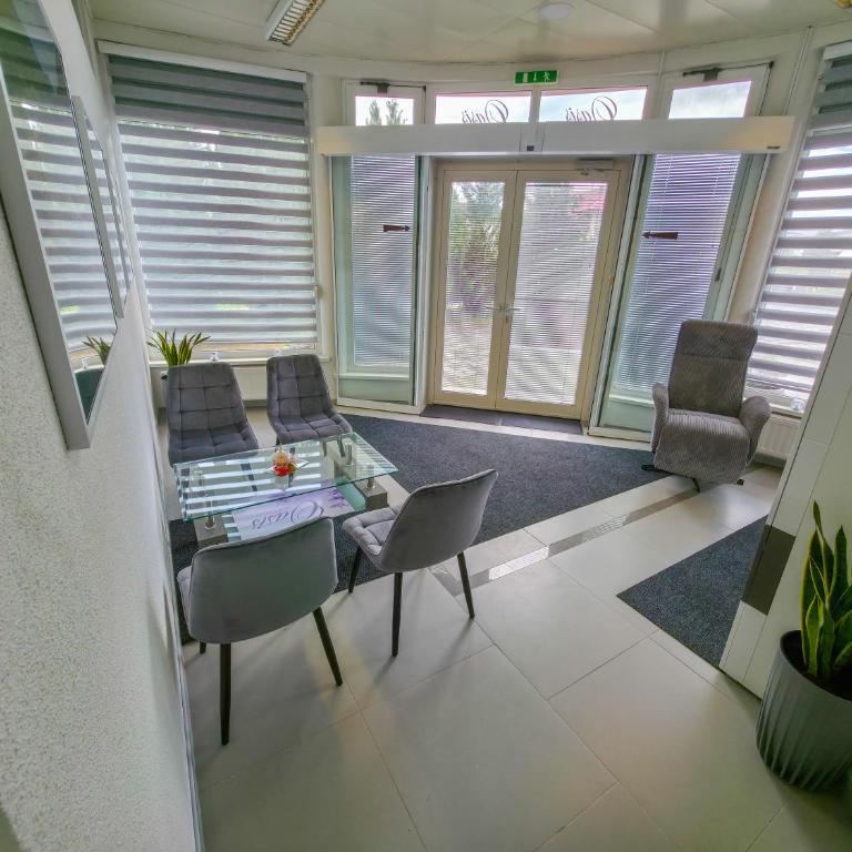 Oasis - Two-Bedroom Apartment - 19