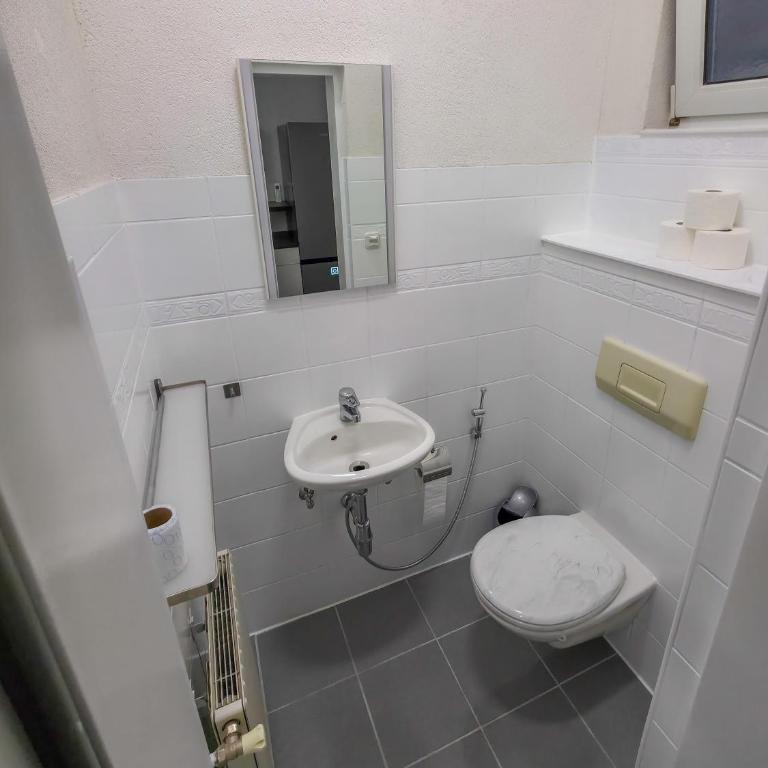 Oasis - Two-Bedroom Apartment - 26
