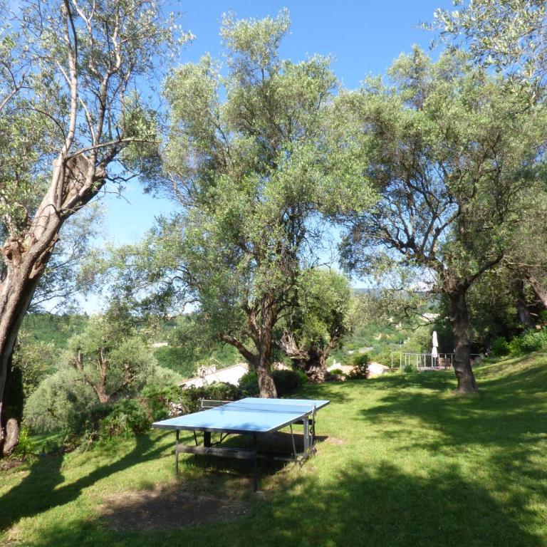 Apartment Picasso in large park with heated pool - Appartement - 47