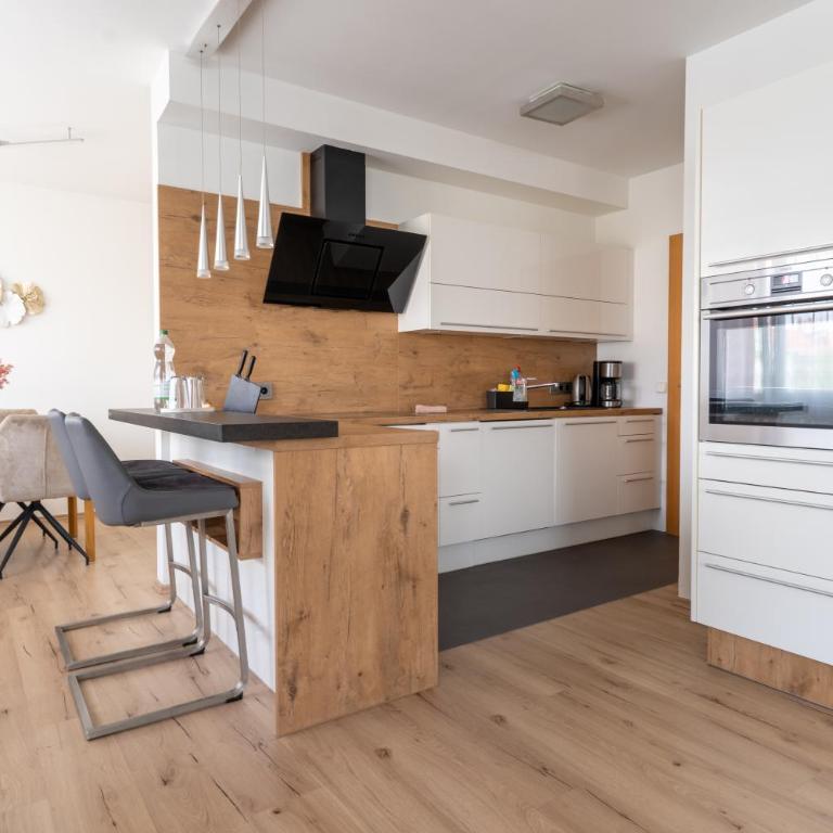 City Apartment Klagenfurt Zentrum mit Self Check in und Tiefgarage RING41 - Apartment mit 1 Schlafzimmer - 2