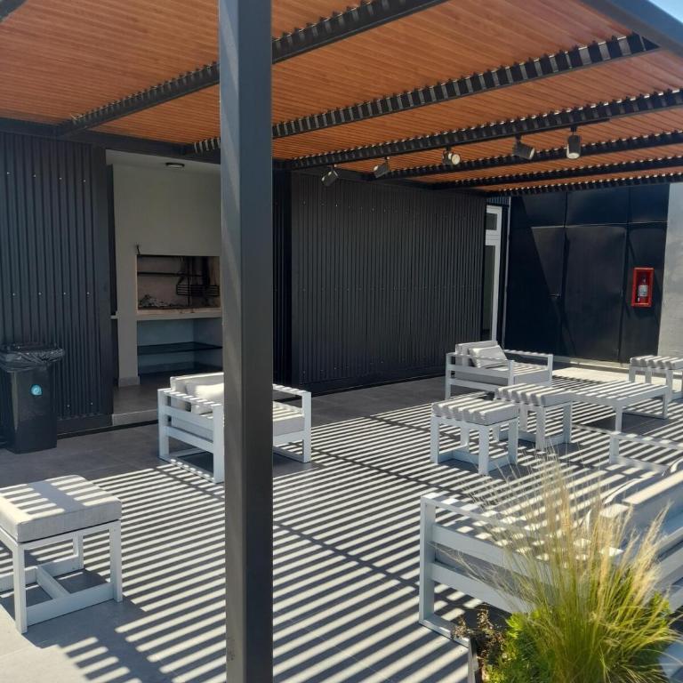 Depto Monoambiente 108 con 24hs de seguridad - Apartamento de 1 dormitorio - 2