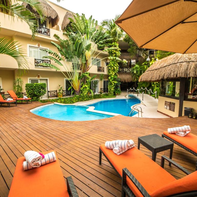 Riviera del Sol Amazing King Size Junior Suite 104 - King Suite - 13