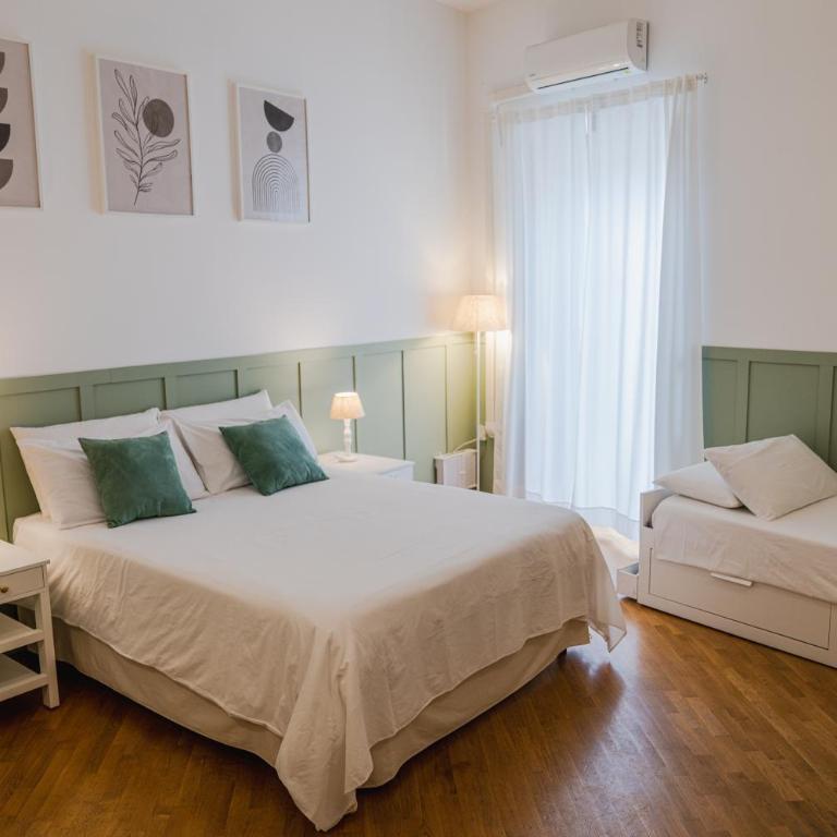 SANT'ELIGIO APARTMENTS & ROOMS - Triple Room with Private Bathroom - 1