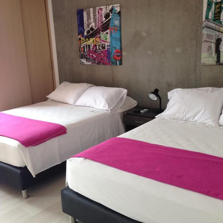 Your Laureles home away from home, great rates! - One-Bedroom Apartment - 1